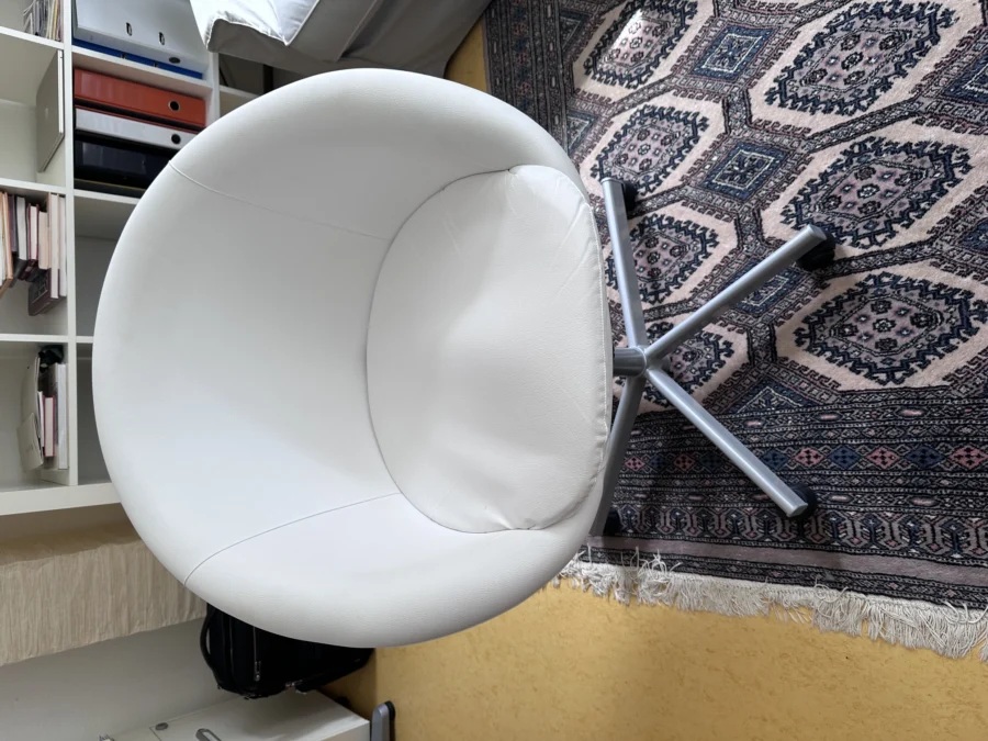Gratis BuroTisch, Stuhl