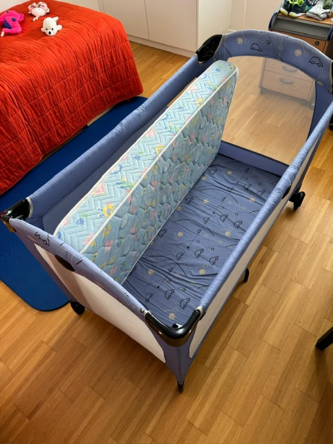 Kinderbett zu verschenken