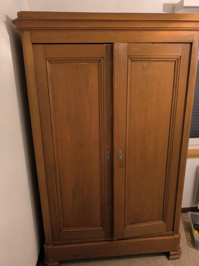 Schrank