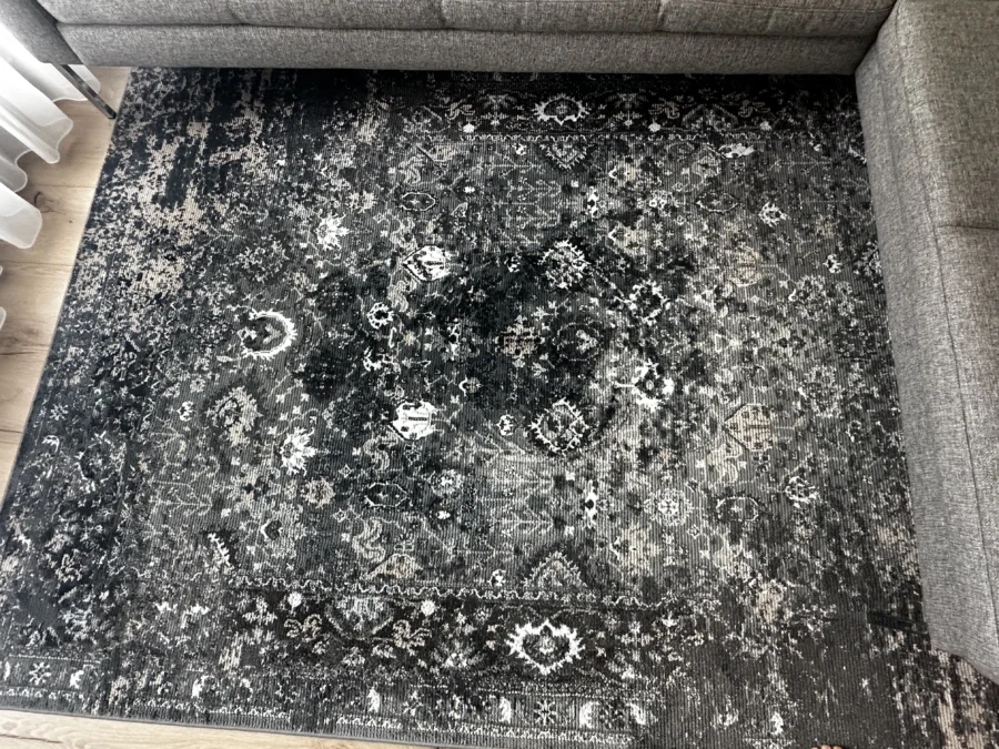 Teppich 160x240cm zu verkaufen (50.-)